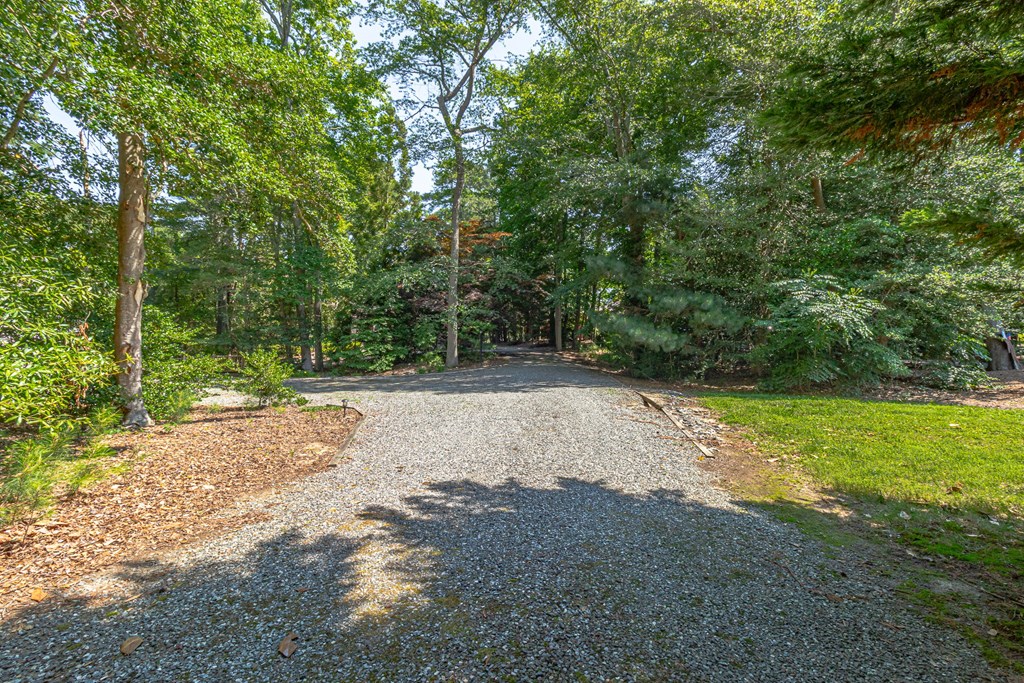 105 Emerald Cove Road
