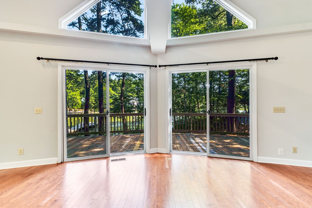 105 Emerald Cove Road
