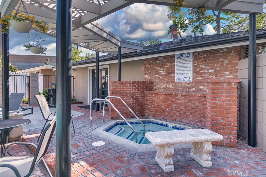 660 South Glassell Street Unit: 30