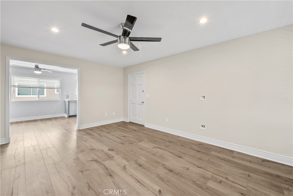 660 S Glassell Street Unit: 30