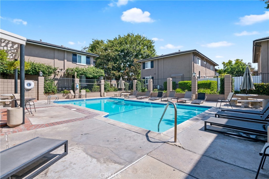 660 S Glassell Street Unit: 30