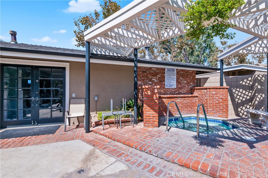 660 S Glassell Street Unit: 30