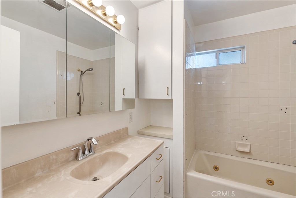 4853 El Molino Avenue