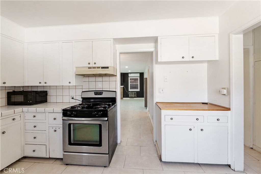 4853 El Molino Avenue