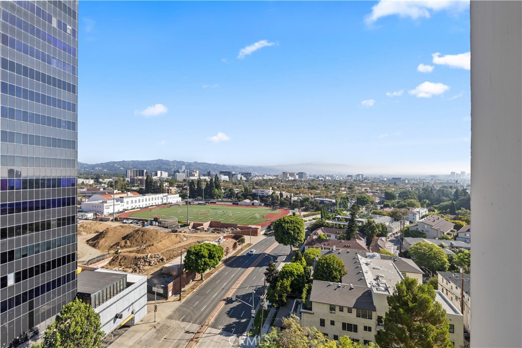 2160 CENTURY PARK E 902