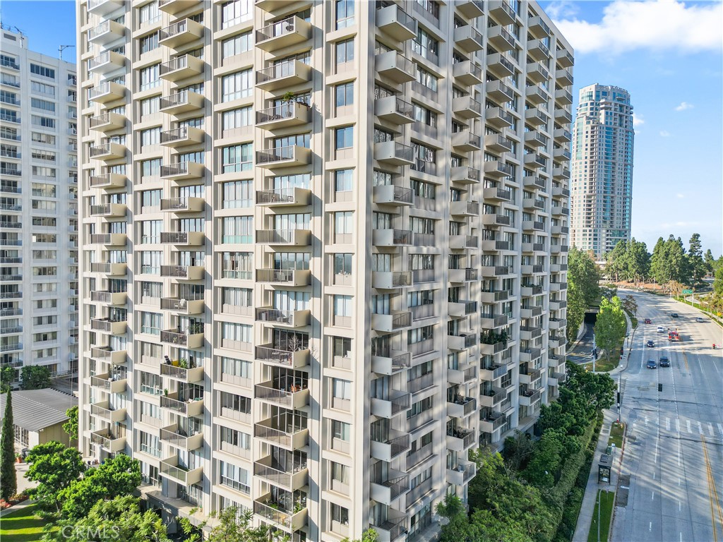 2160 CENTURY PARK E 902