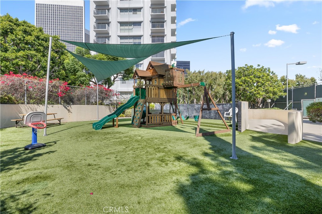 2160 CENTURY PARK E 902