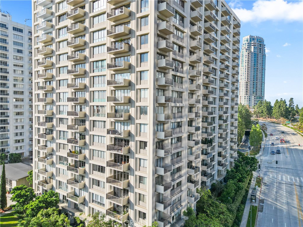 2160 CENTURY PARK E 902