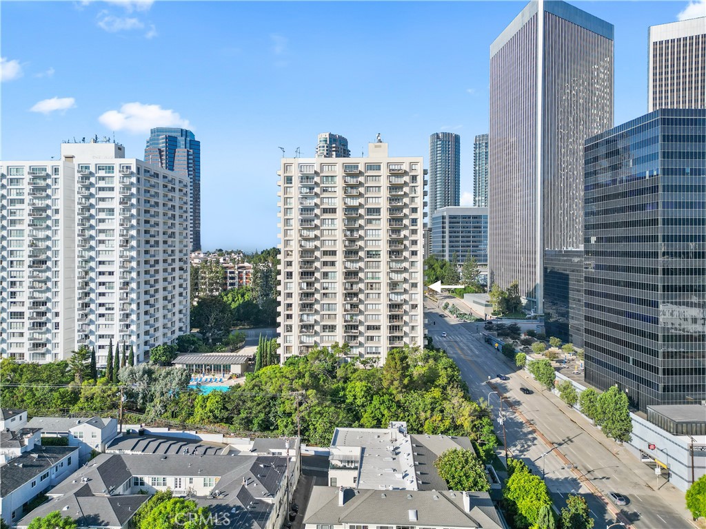 2160 CENTURY PARK E 902