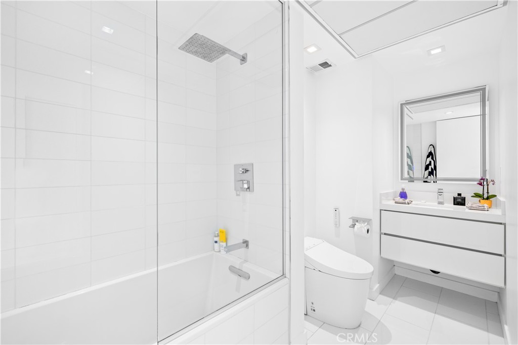 2160 CENTURY PARK E 902