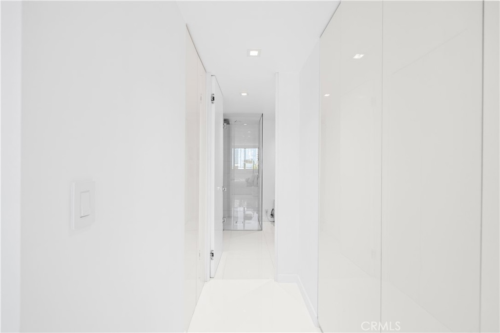 2160 CENTURY PARK E 902