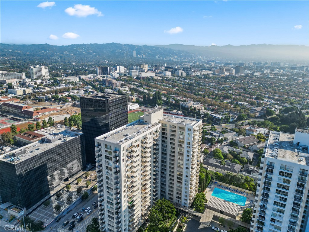 2160 CENTURY PARK E 902