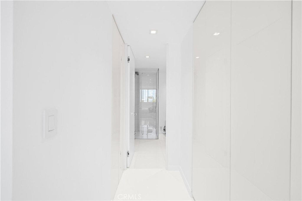 2160 CENTURY PARK E 902