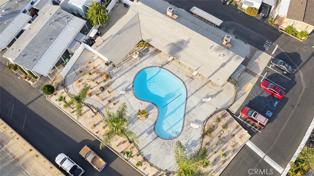 2717 Arrow Highway 62