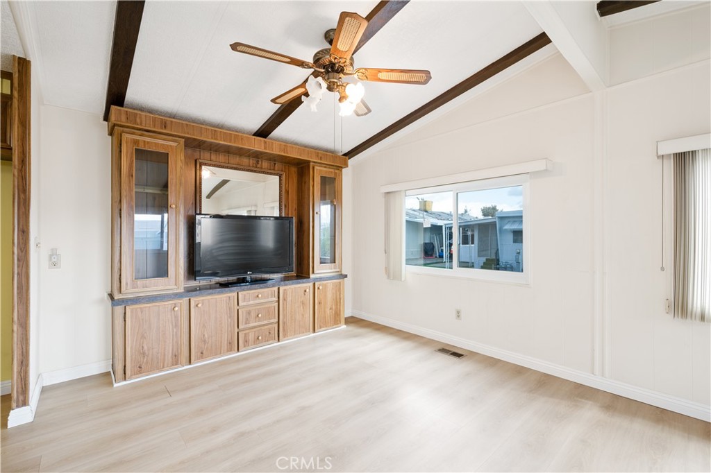 2717 Arrow Highway 62