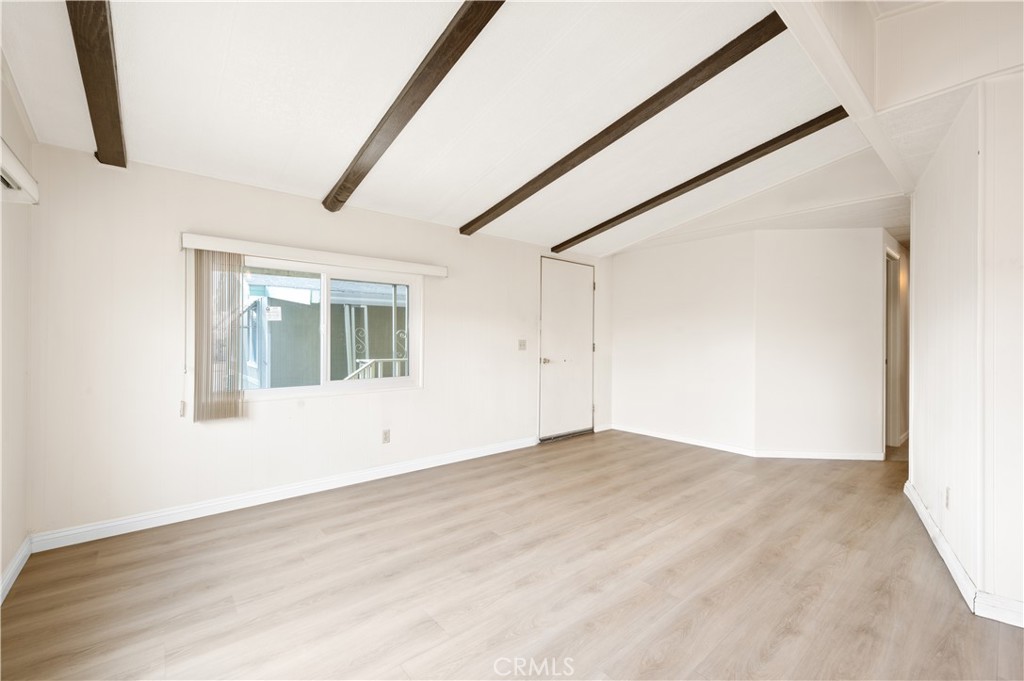 2717 Arrow Highway 62