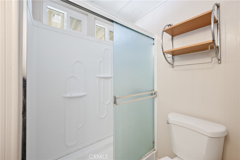 2717 Arrow Highway 62