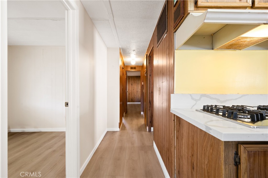 2717 Arrow Highway 62