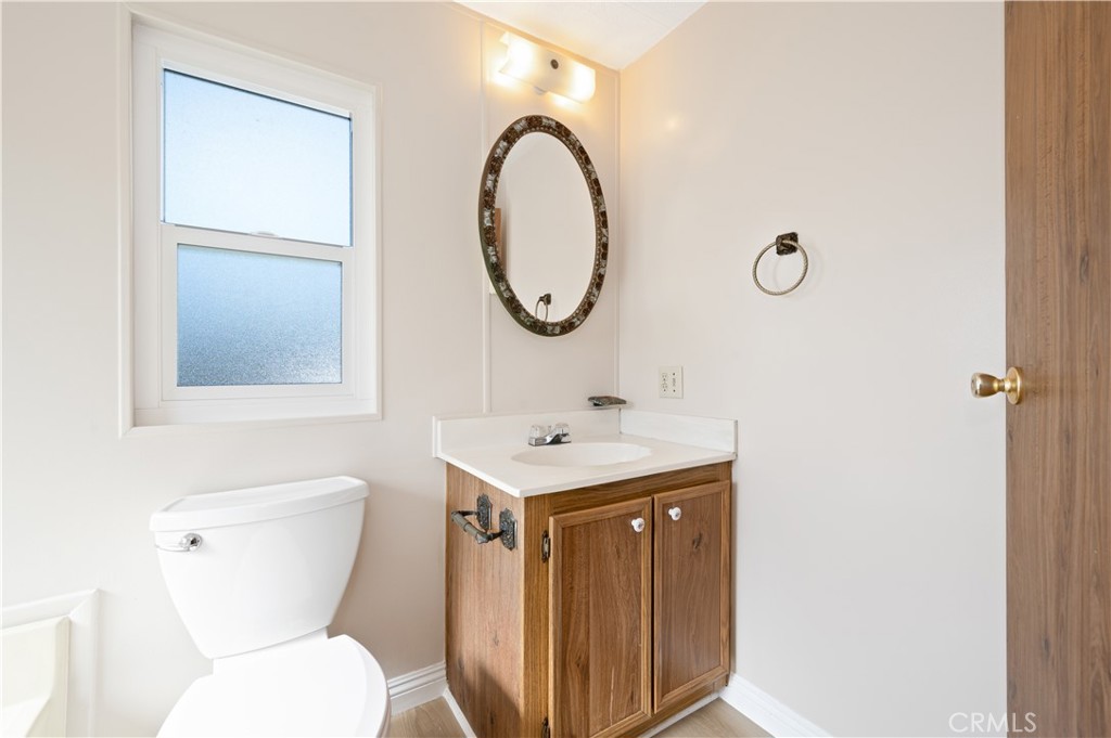 2717 Arrow Highway 62