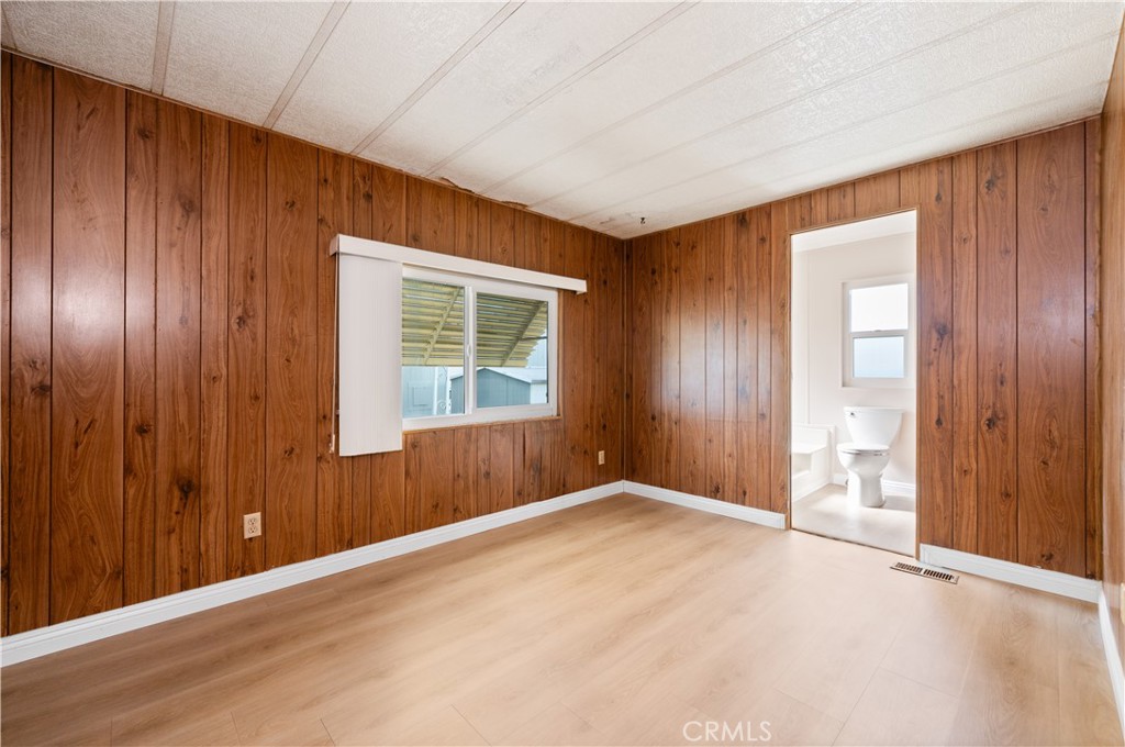 2717 Arrow Highway 62