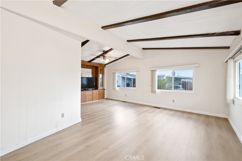 2717 Arrow Highway 62