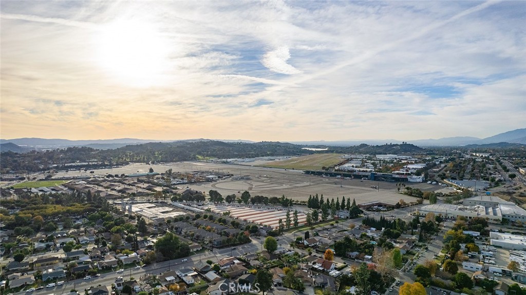 2717 Arrow Highway 62