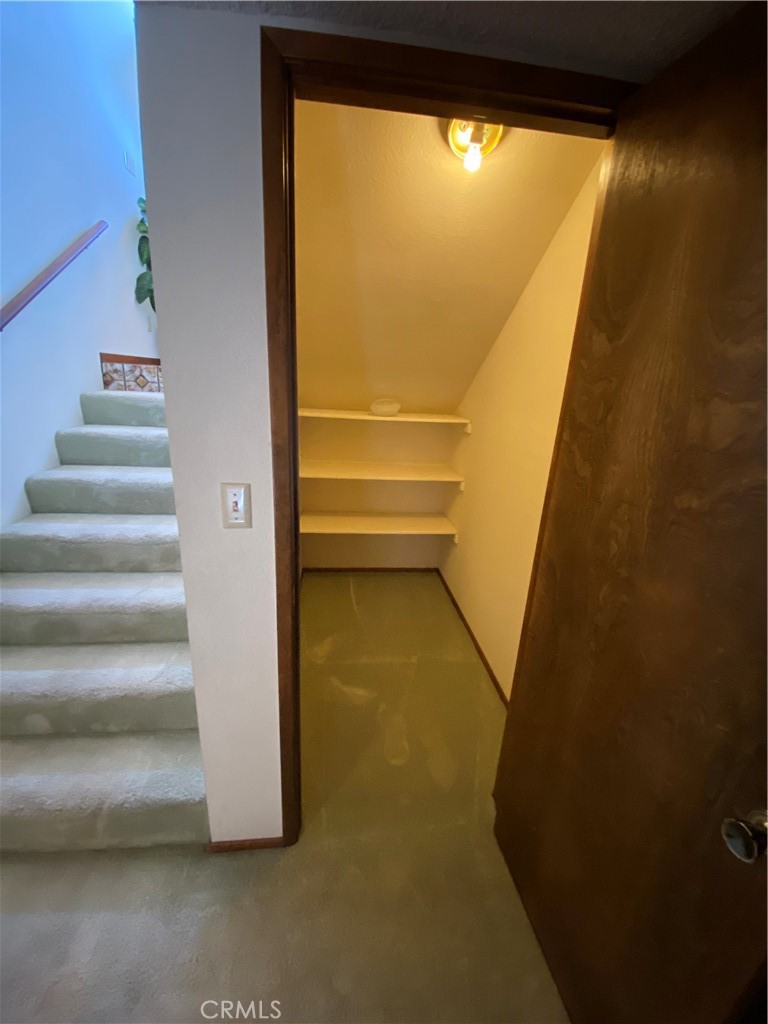 1421 Las Encinas Drive