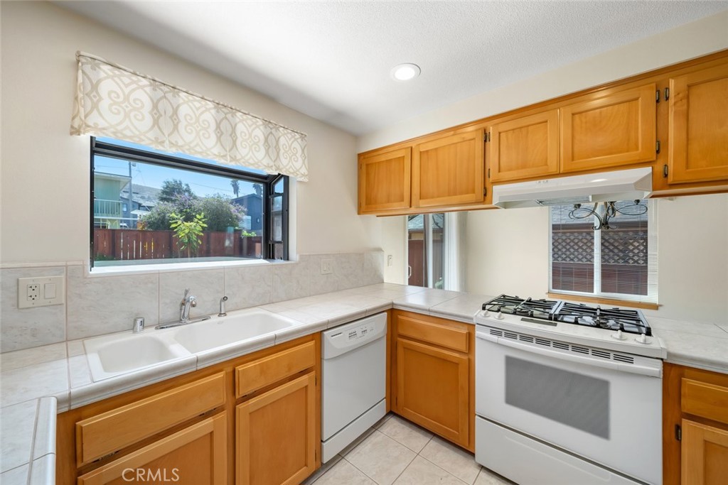 449 Mar Vista Drive