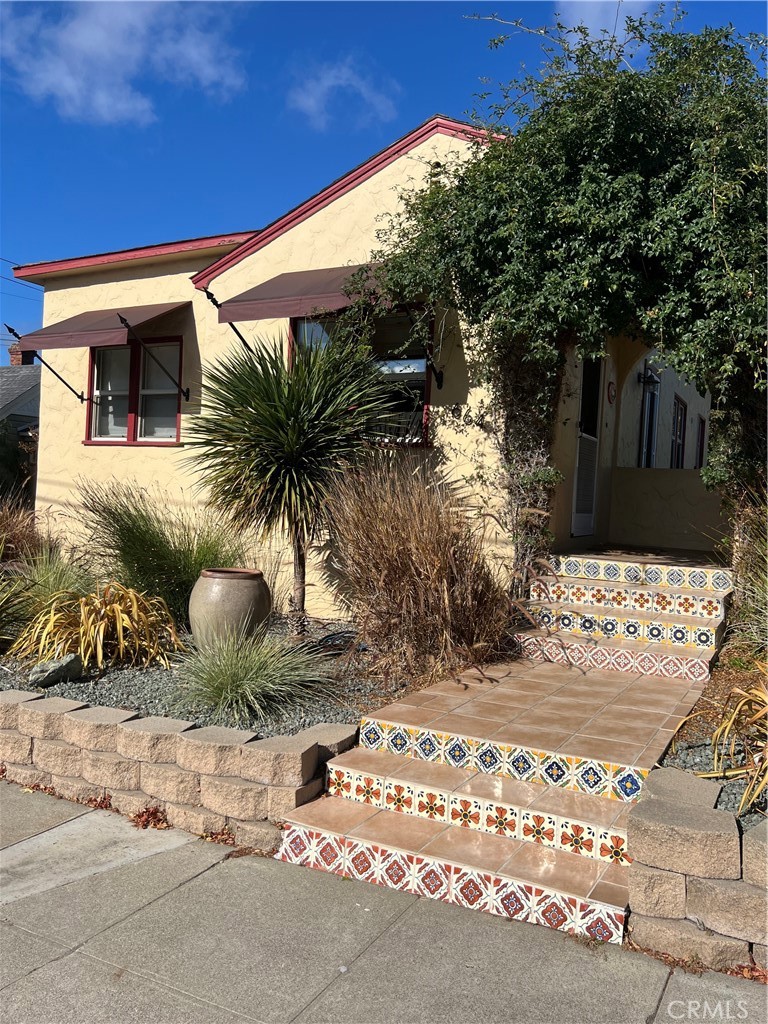 664 Toro Street