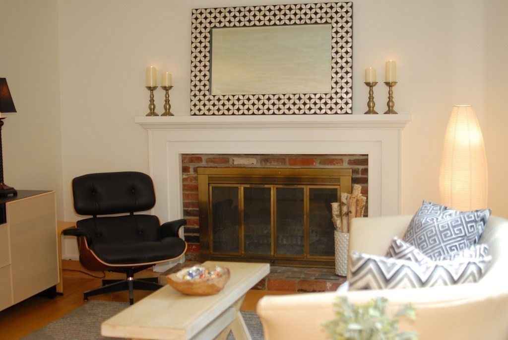 55 Darton St