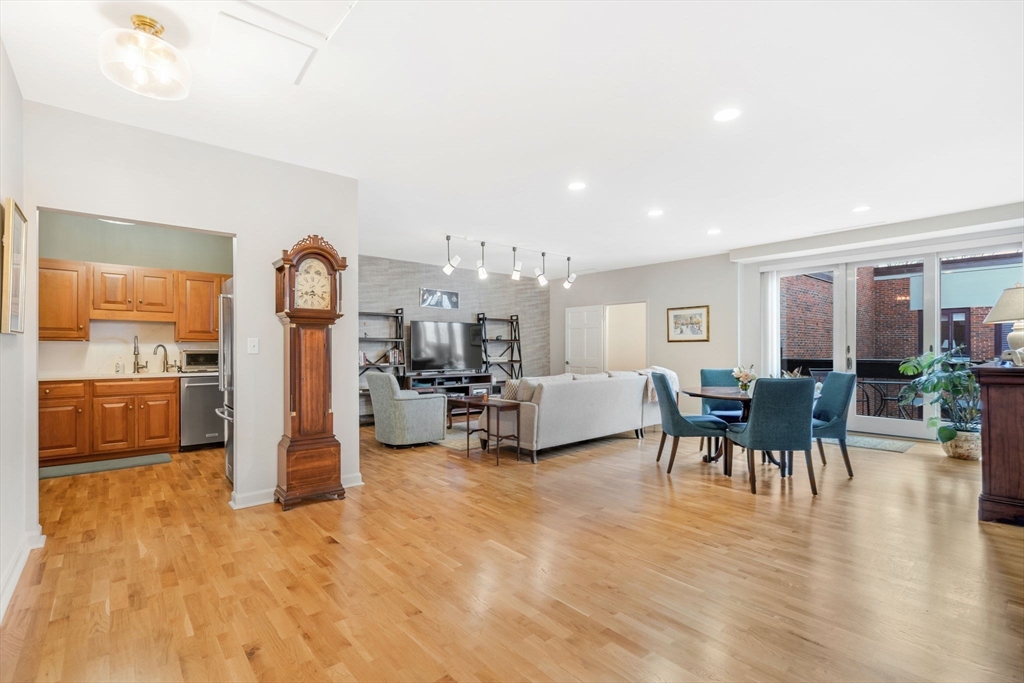 100 Keyes Road # 305