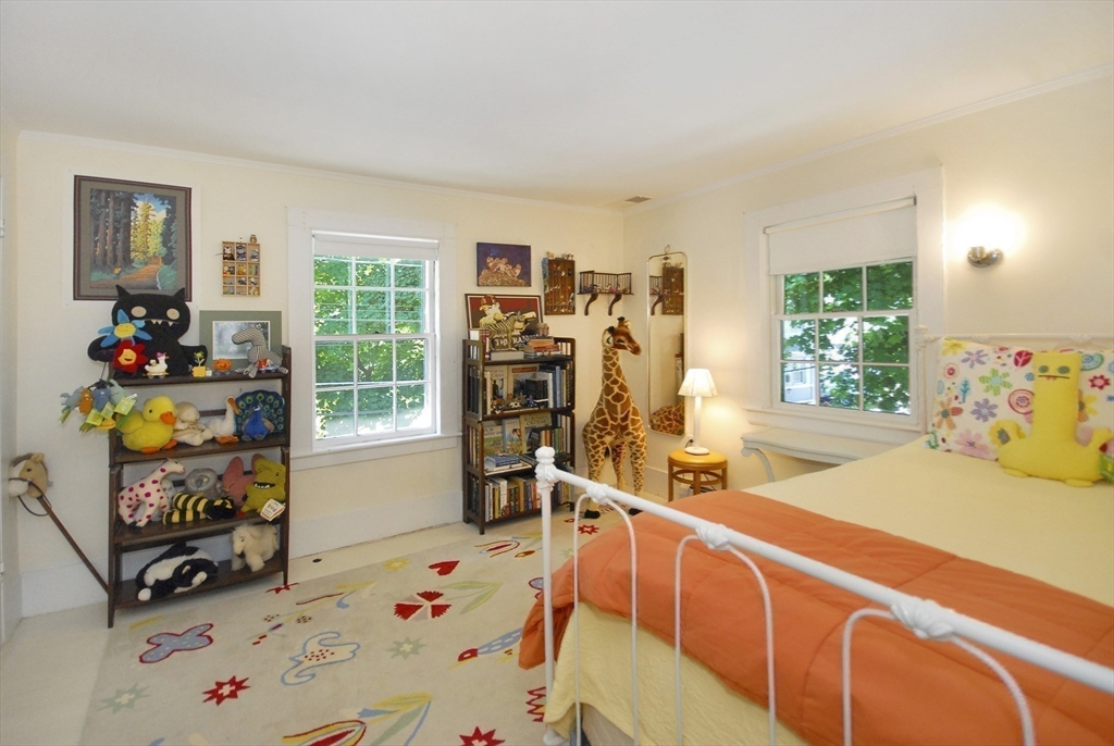 27 Bedford Ct