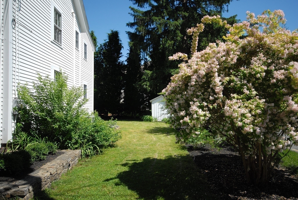 27 Bedford Ct