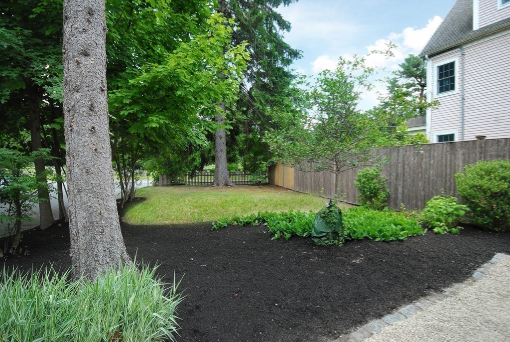11 Bedford Ct