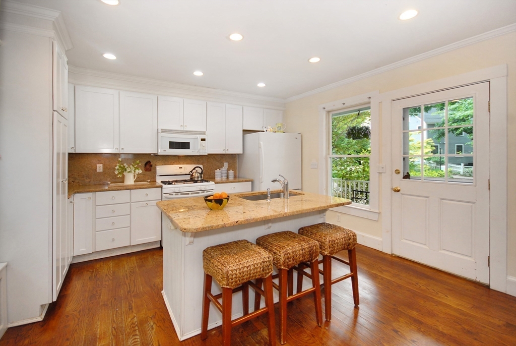 11 Bedford Ct