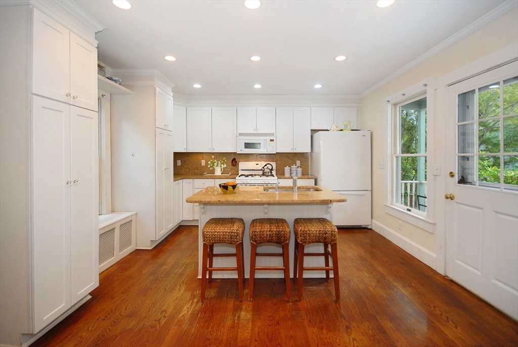 11 Bedford Ct
