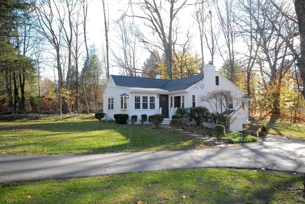 285 S. Great Rd