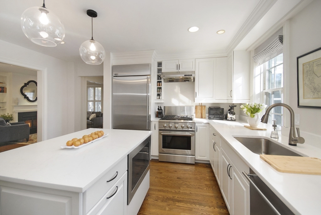 32 Court Ln # 32