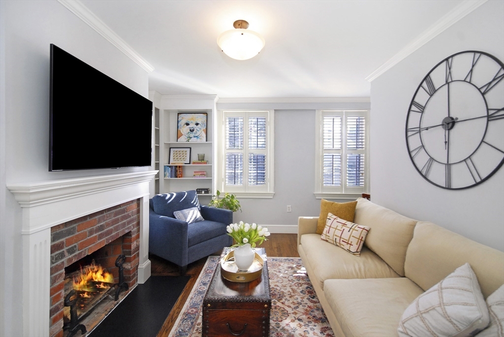 32 Court Ln # 32