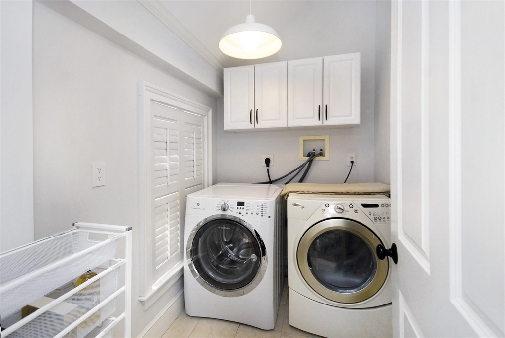 32 Court Ln # 32