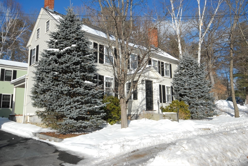 32 Court Ln # 32
