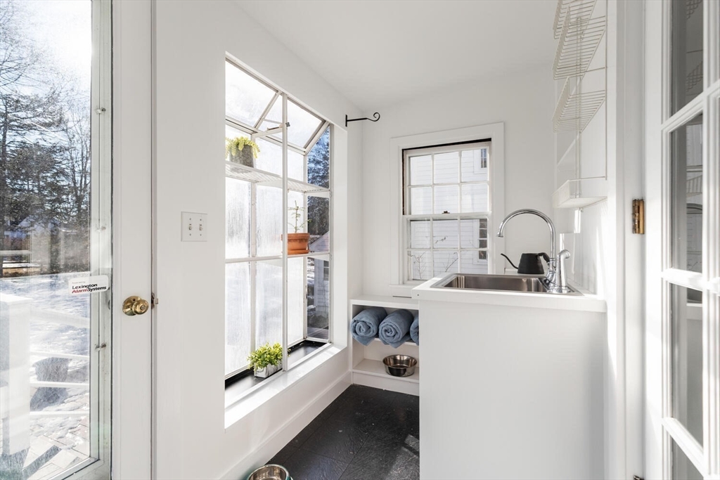 1932 Massachusetts Ave