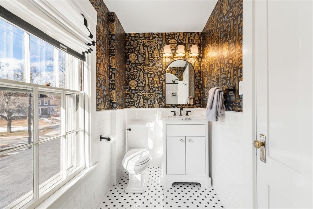 1932 Massachusetts Ave