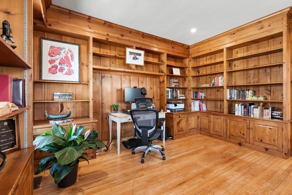 1932 Massachusetts Ave