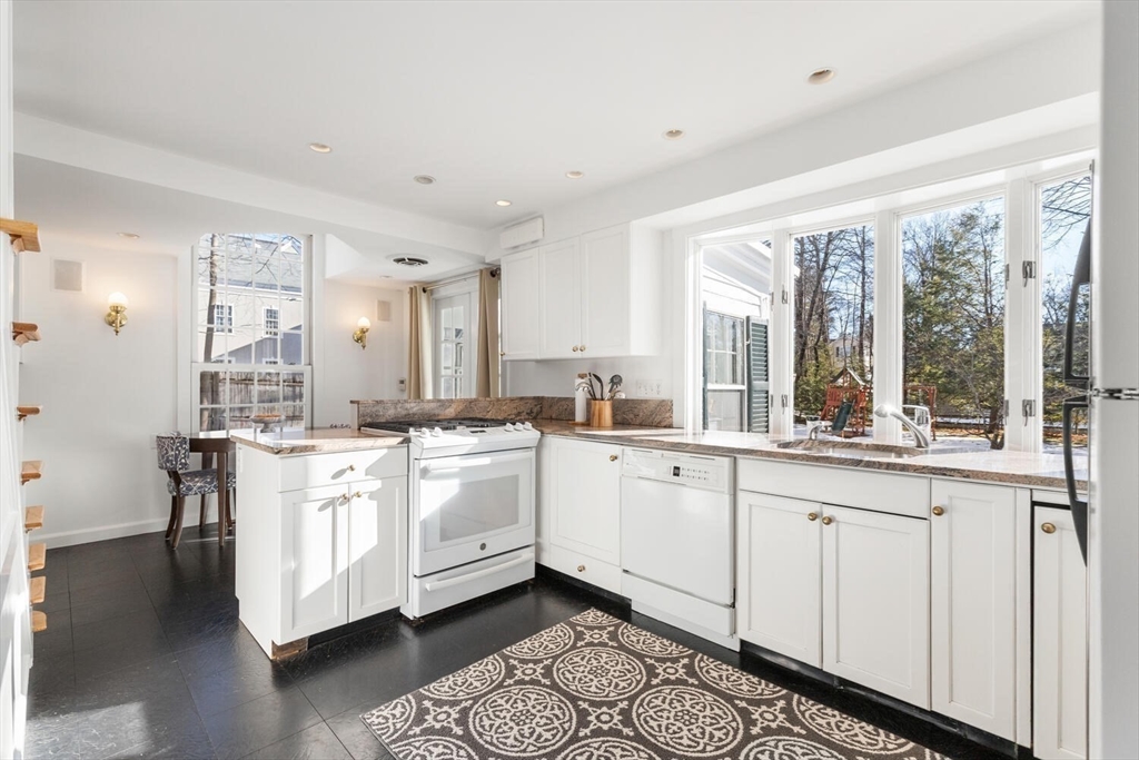 1932 Massachusetts Ave