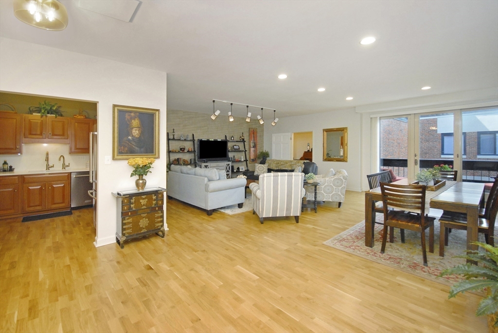 100 Keyes Rd # 305