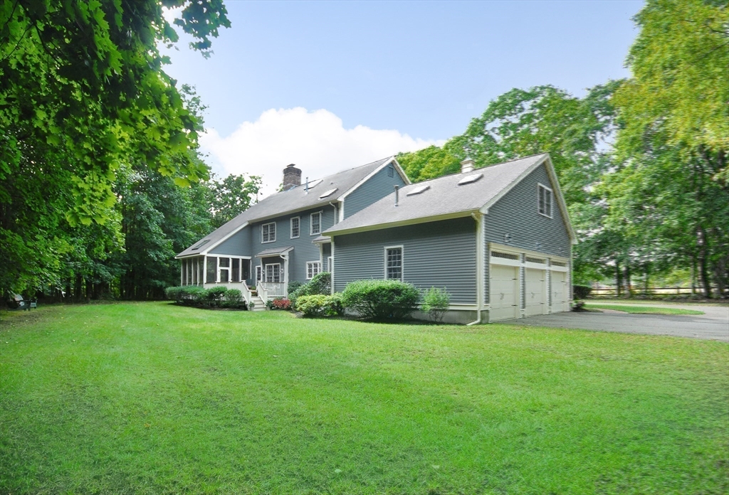 43 Old Concord Rd