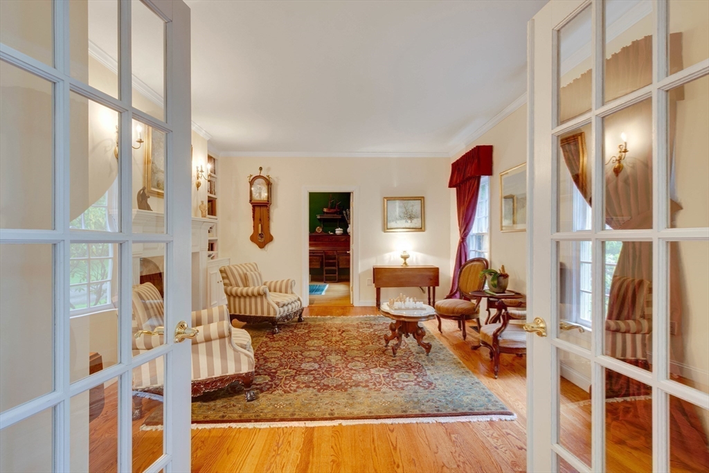 43 Old Concord Rd