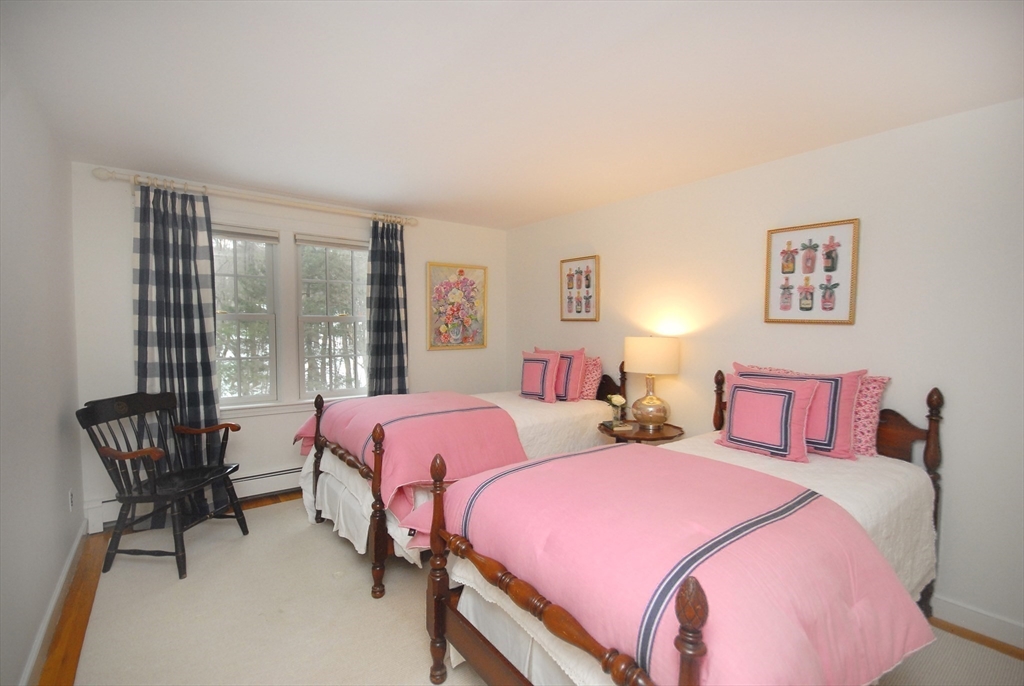 316 Lindsay Pond Rd