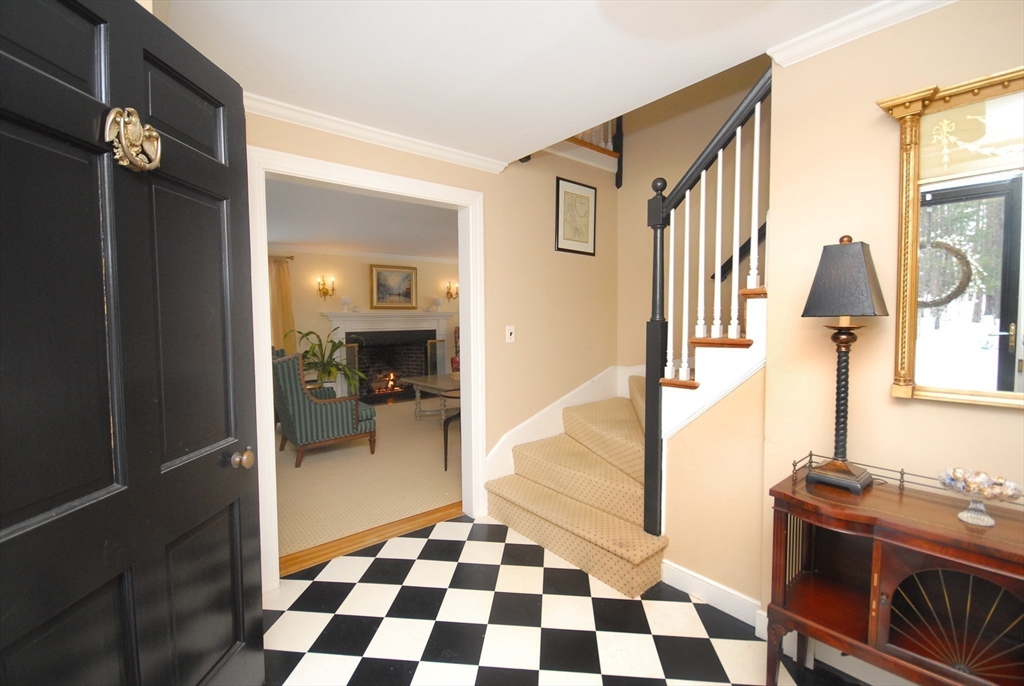316 Lindsay Pond Rd